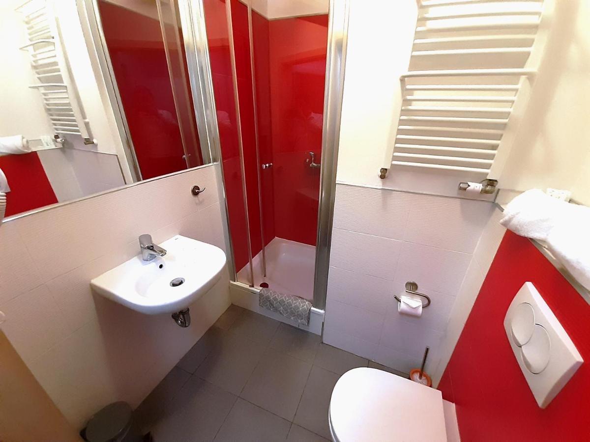 Osrodek Wypoczynkowy Rybak Hotel Ниса Екстериор снимка