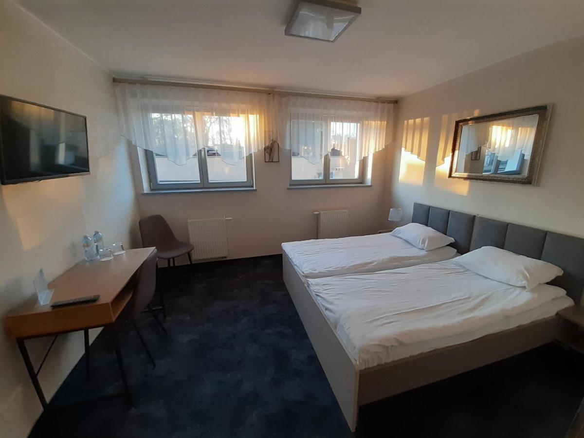 Osrodek Wypoczynkowy Rybak Hotel Ниса Екстериор снимка